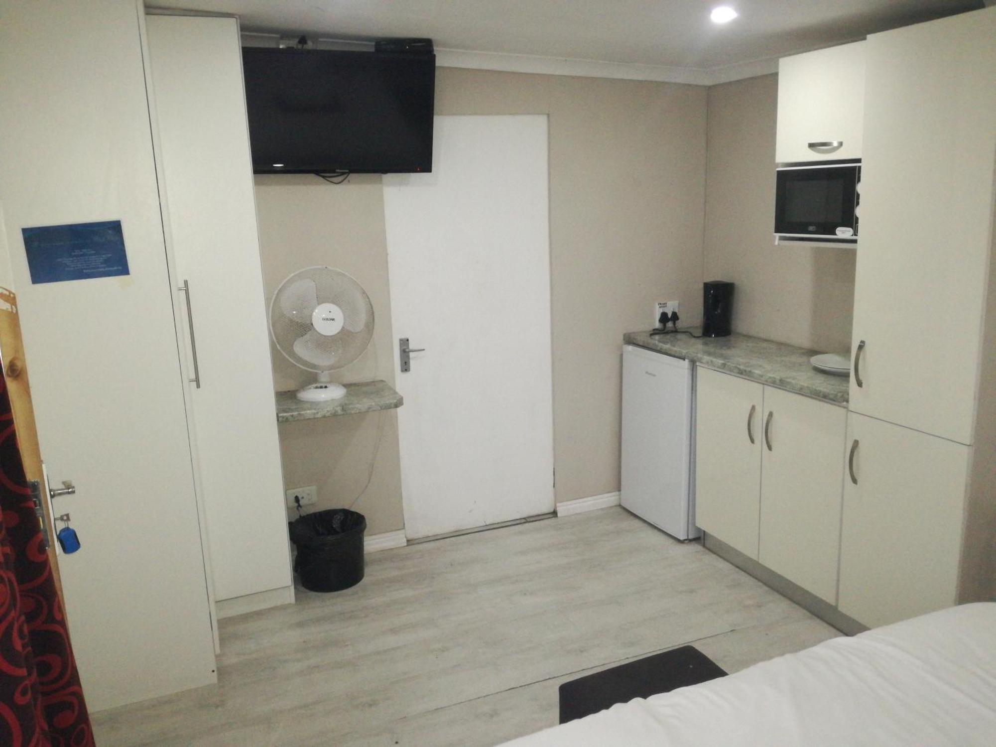 High View Accommodation East London Ruang foto