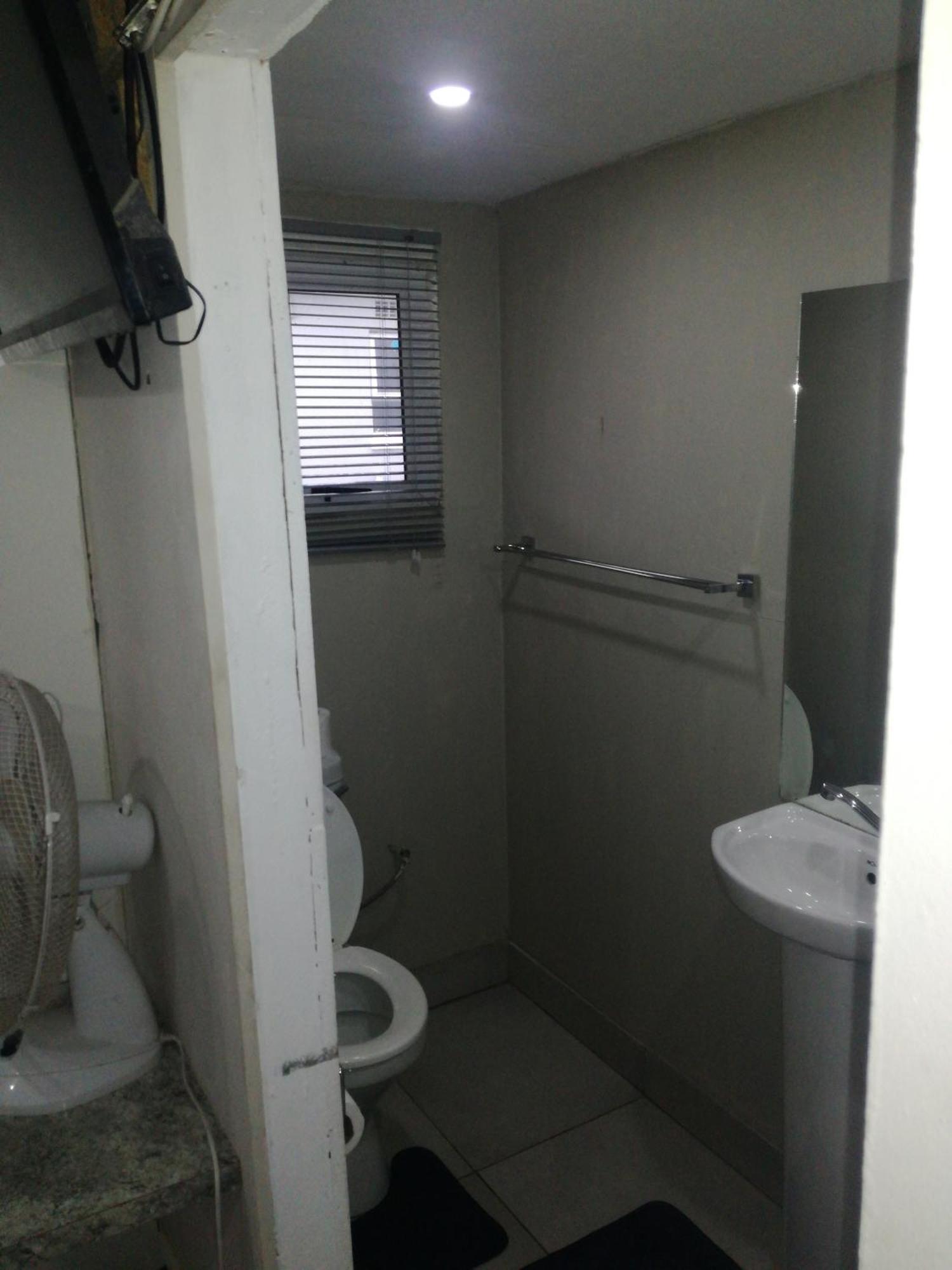 High View Accommodation East London Ruang foto