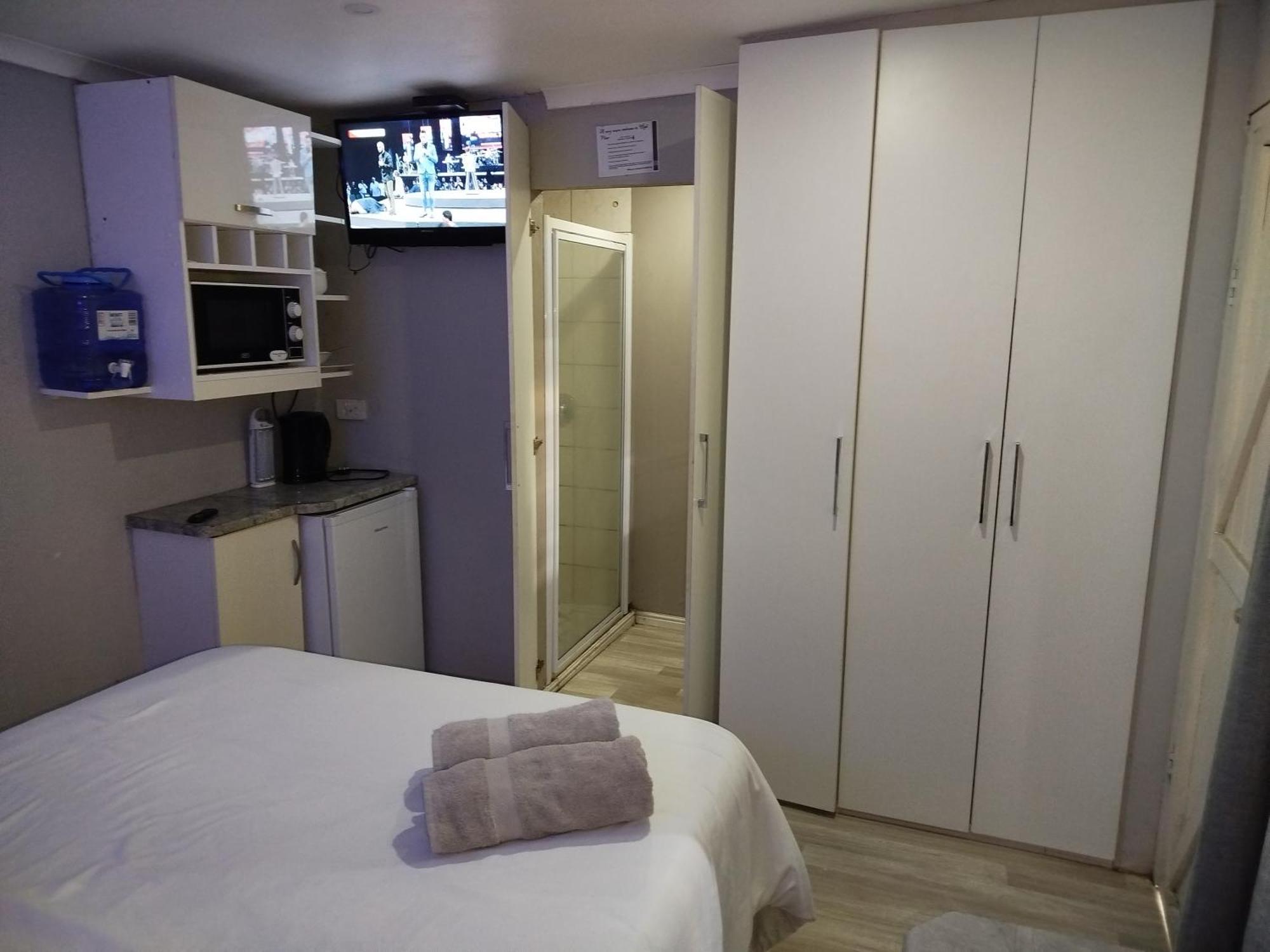 High View Accommodation East London Ruang foto