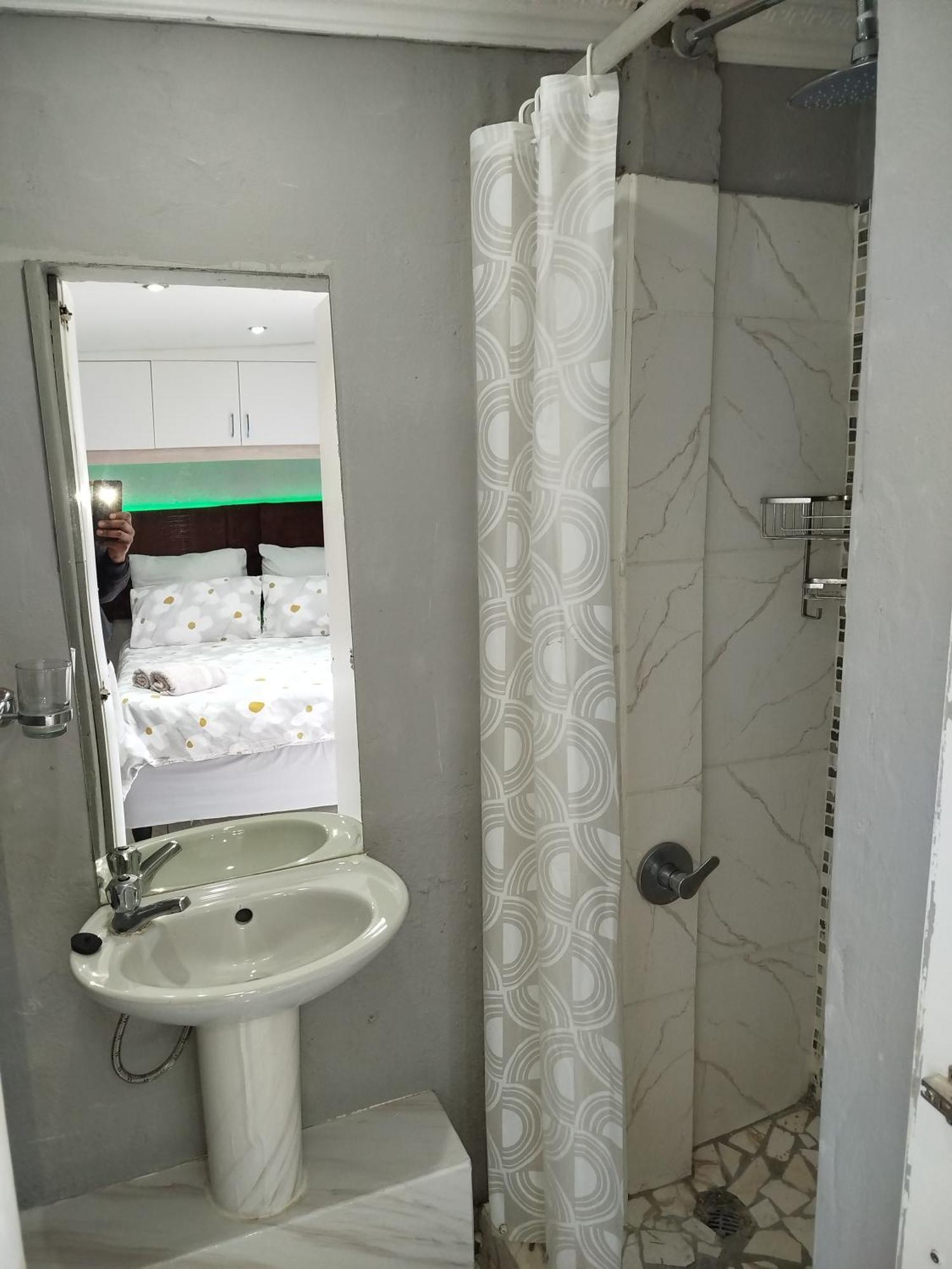 High View Accommodation East London Ruang foto